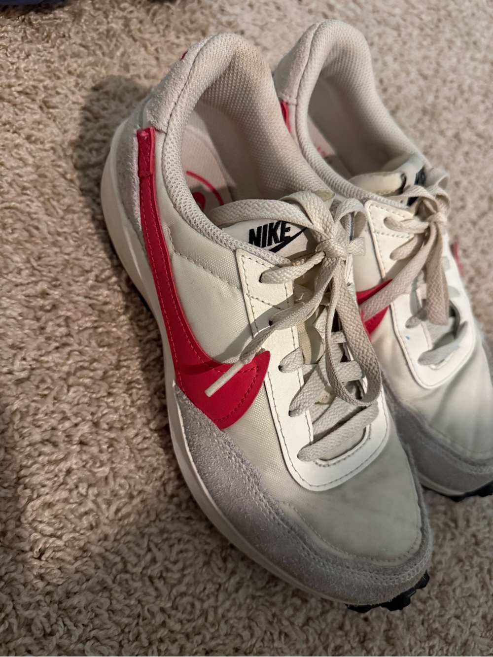 Nike Women’s Cream Sneakers with Pink Swoosh